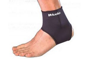 Mueller - Mueller Ankle support neoprene - black - one size